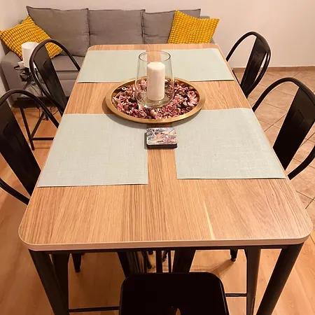 Central, Cozy & Stylish With Views Apartment Prague