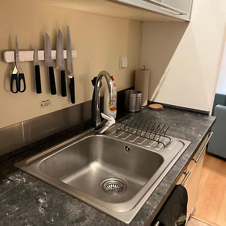 Apartment Central, Cozy & Stylish With Views