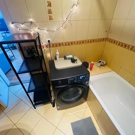 Central, Cozy & Stylish With Views Apartment Prag