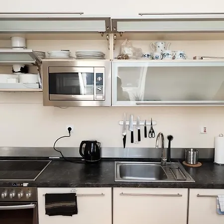 Central, Cozy & Stylish With Views Appartement Prague