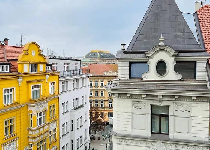 Daire Central, Cozy & Stylish With Views Prag