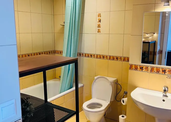 Daire Central, Cozy & Stylish With Views *