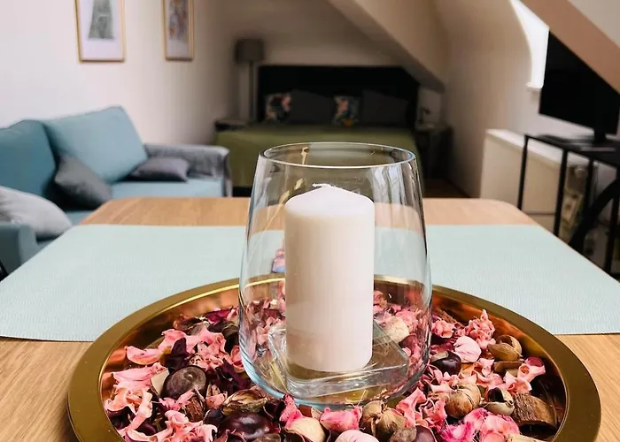 Daire Central, Cozy & Stylish With Views *