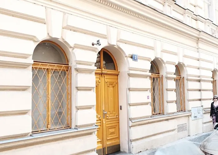Daire Central, Cozy & Stylish With Views Prag